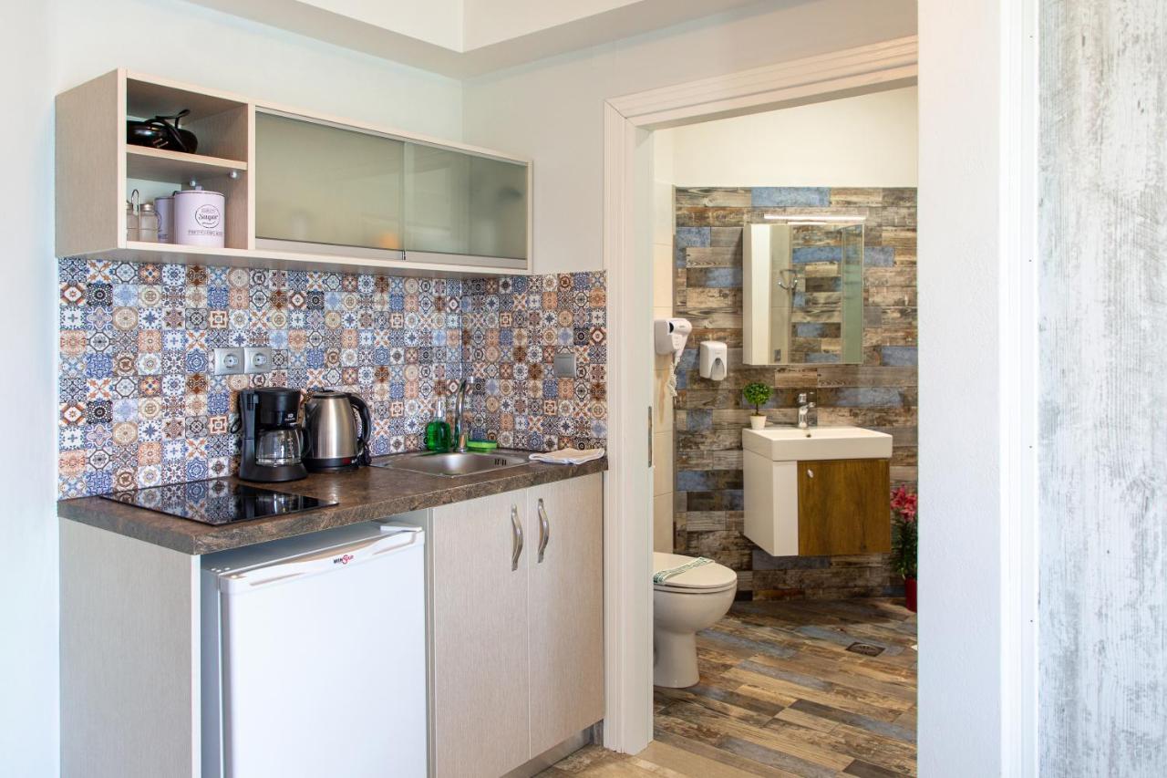 Elimia & Apartment *
